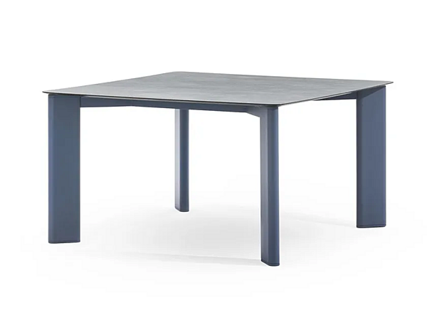 Tavolo quadrato da giardino in alluminio e legno Plinto basso VARASCHIN 24680L, 24682 fabbrica VARASCHIN dall'Italia. Foto №1