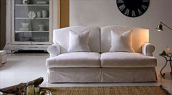 Couch Grecale-1