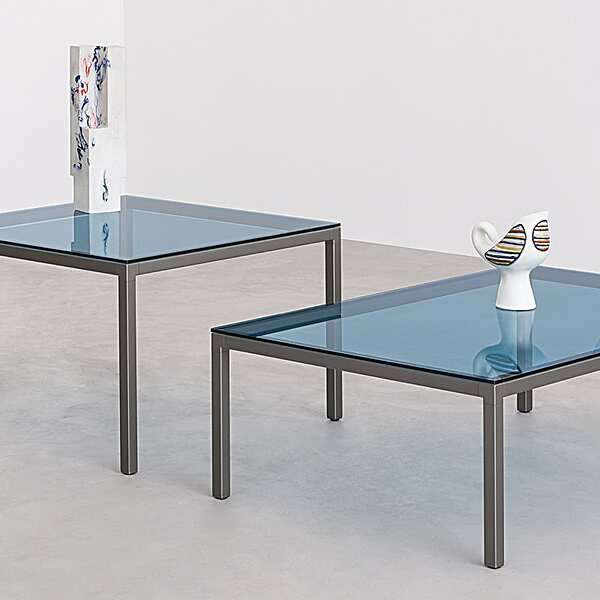 Tavolino DESALTO Helsinki 30 Small Table - glass top fabbrica DESALTO dall'Italia. Foto №8