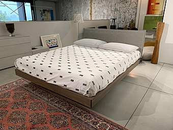 Bed teo
