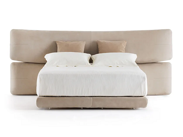 Letto matrimoniale in pelle con testata imbottita Yuna Flou fabbrica Flou dall'Italia. Foto №2