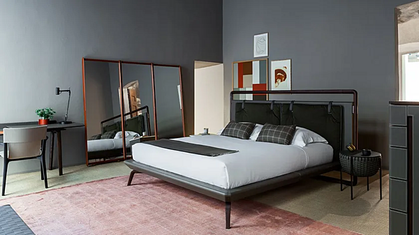 Specchio rettangolare in pelle con cornice autonoma Dorian POLTRONA FRAU fabbrica POLTRONA FRAU dall'Italia. Foto №4