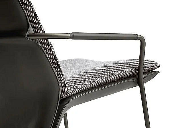 Puff in tessuto Arabesque Poltrona Frau fabbrica POLTRONA FRAU dall'Italia. Foto №3