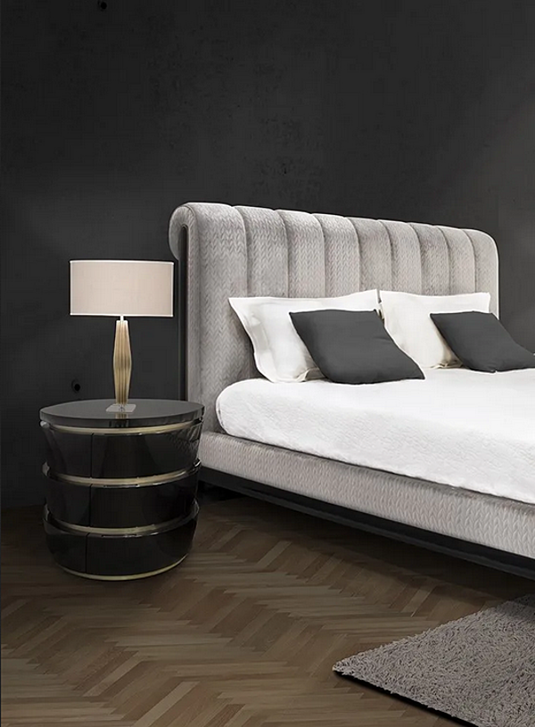 Tavolino da notte ovale con cassetti in legno FORMITALIA MUZIO fabbrica FORMITALIA dall'Italia. Foto №4