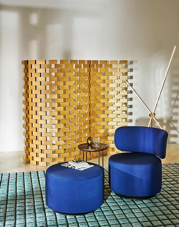 Poltrona in tessuto con braccioli CASSINA Tamburound fabbrica CASSINA dall'Italia. Foto №3