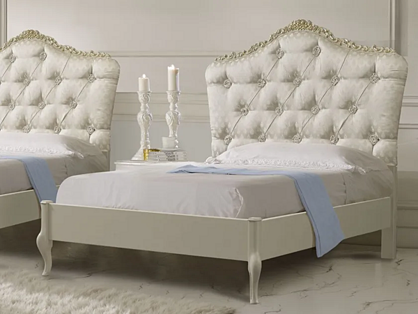 Letto matrimoniale in tessuto con testiera trapuntata CASA +39 BELLINI 425 fabbrica CASA +39 dall'Italia. Foto №1
