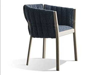 Poltrona con braccioli in tessuto Gervasoni Yelek fabbrica Gervasoni dall'Italia