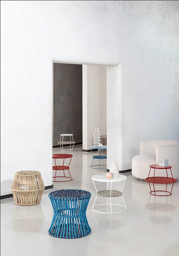 Tavolino da caffè rotondo in ferro con portamagazine integrato Ziggy Saba fabbrica SABA dall'Italia. Foto №5